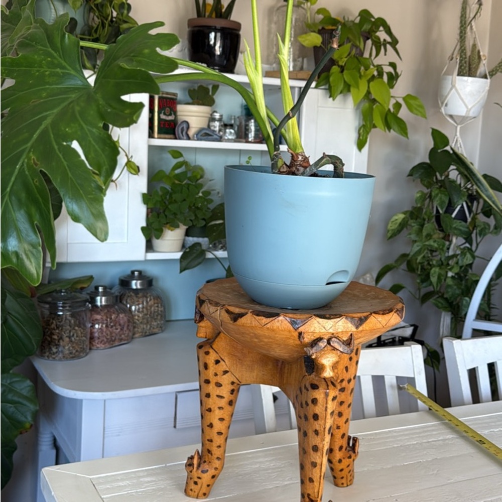 VTG Hand-Carved African Tribal Stool – Animal Motif | giraffe wildebeast Decor
